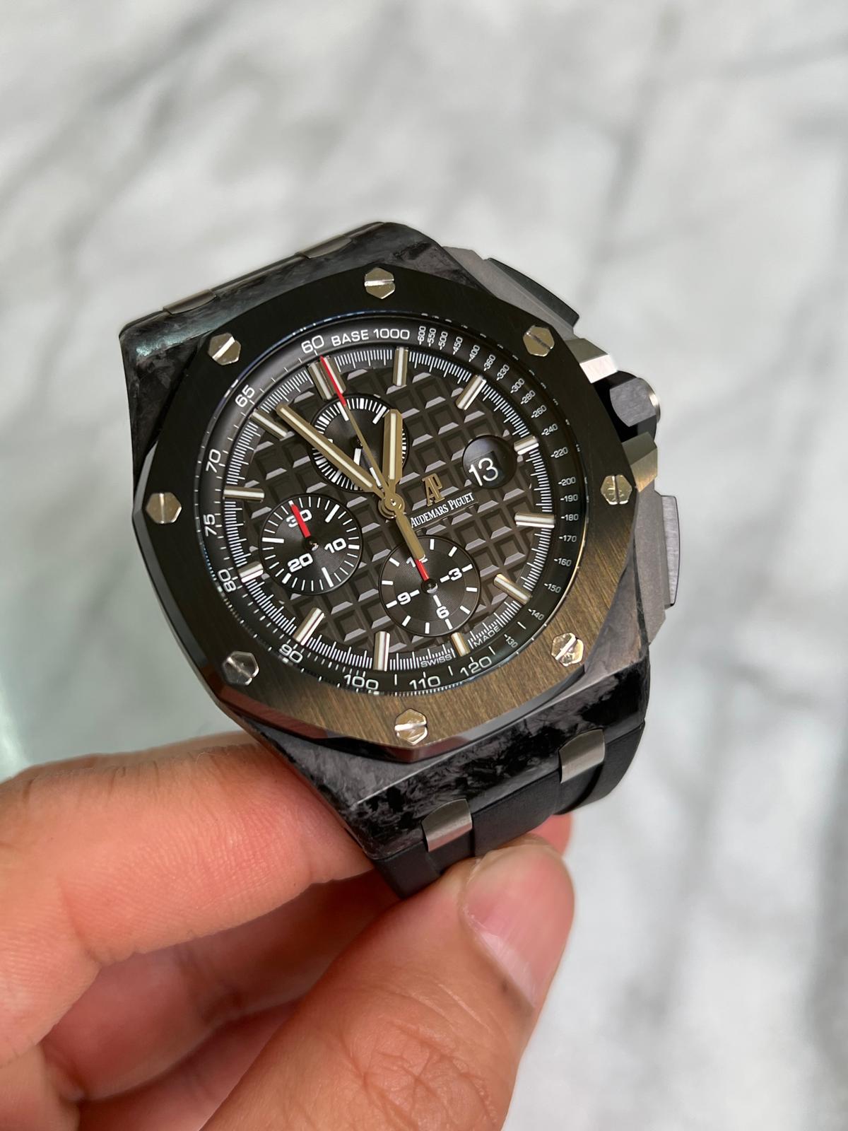 N/A 26400AU Carbon Offshore Preowned Watch Only