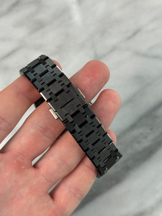 2023 26240CE Black Ceramic Preowned Complete