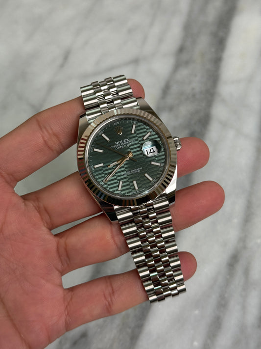 2024 126334 Jubilee Green Fluted Motif Like New, Complete