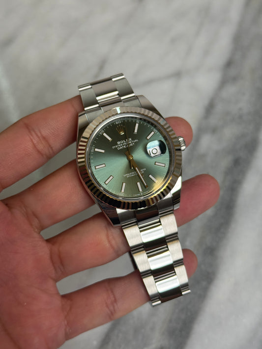 2025 126334 Oyster Green Index New Complete