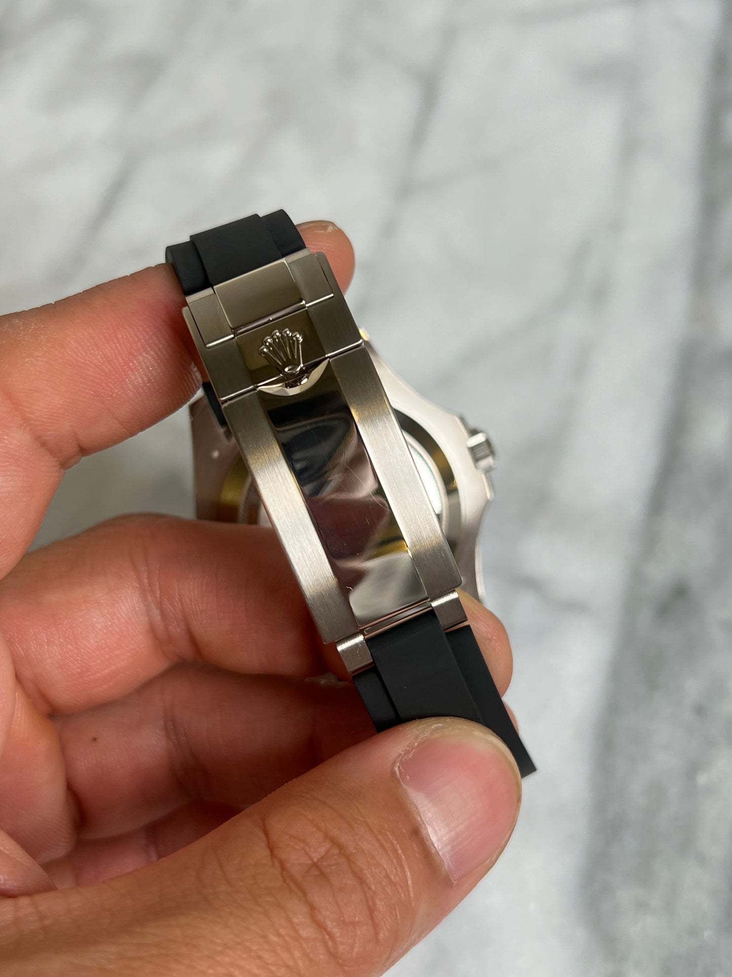 2023 226659 YM42, DF Straps Preowned Complete