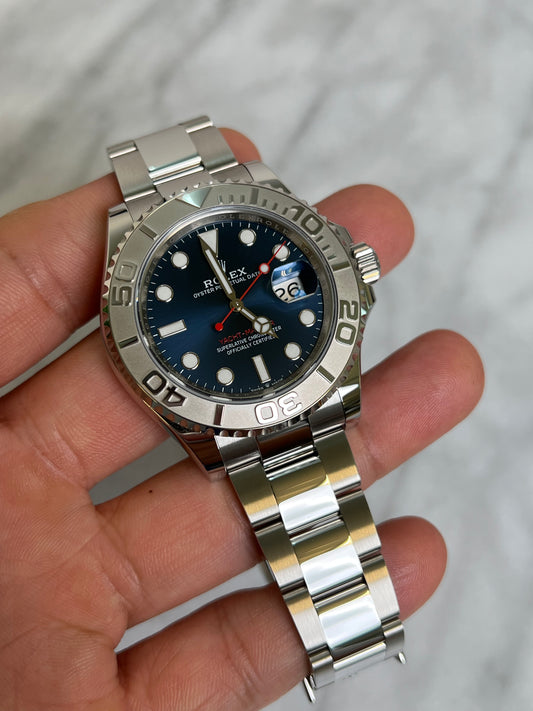 2025 126622 Blue Like New Complete