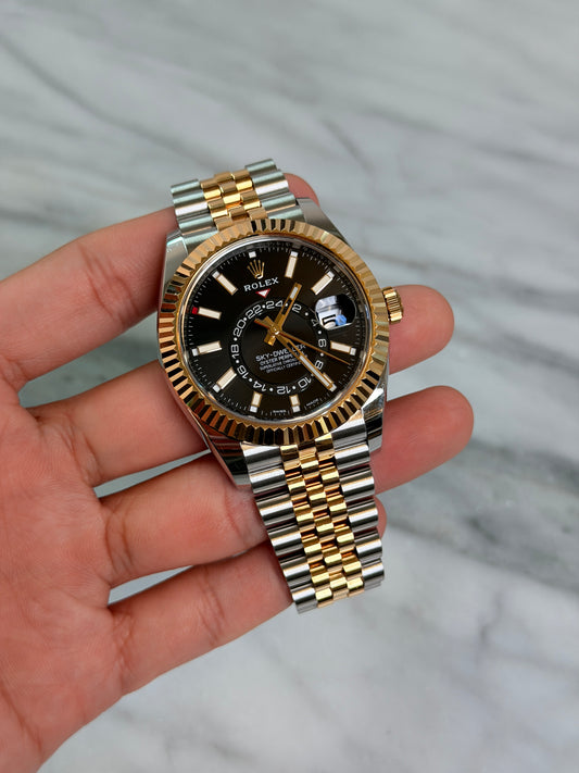 2022 326933 Jubilee Black Sky Preowned Complete