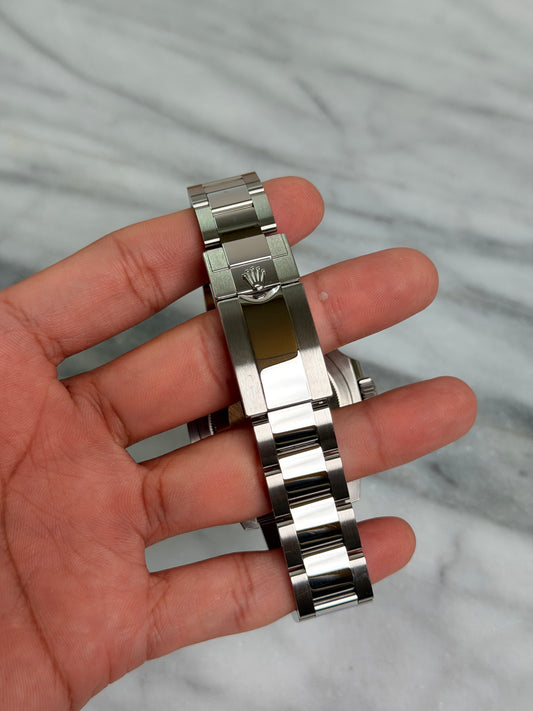 2021 126710BLRO Oyster Pepsi Preowned Good Complete w/ White Tag