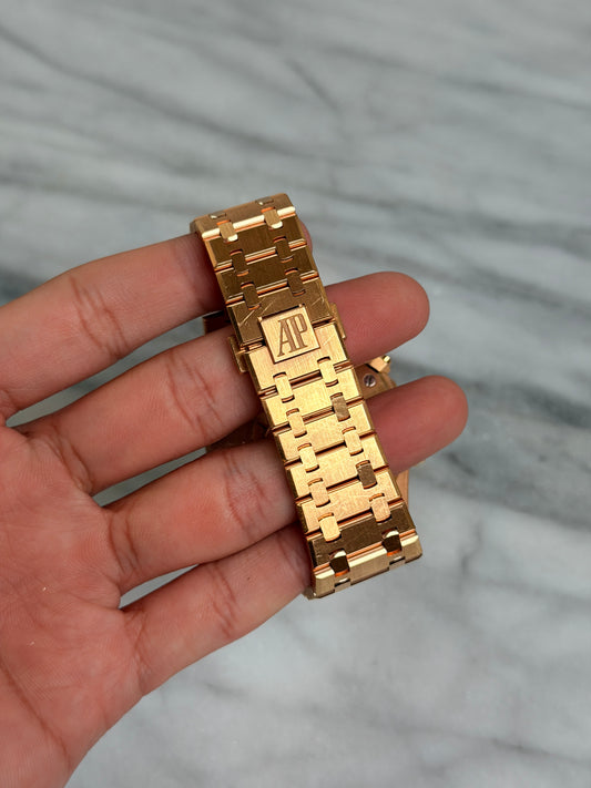 2017 26320OR.OO.1220OR.01 Black on Bracelet Preowned, Card Warranty Complete