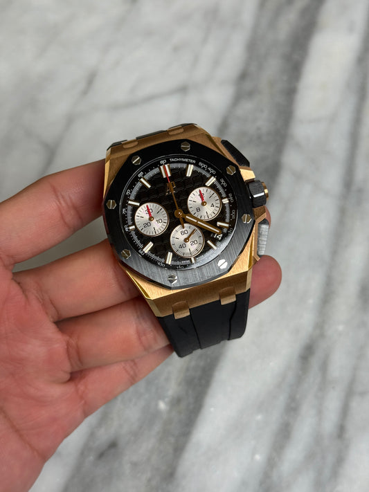 2022 26420RO.OO.A002CA.01 Offshore 43mm Preowned Good Complete