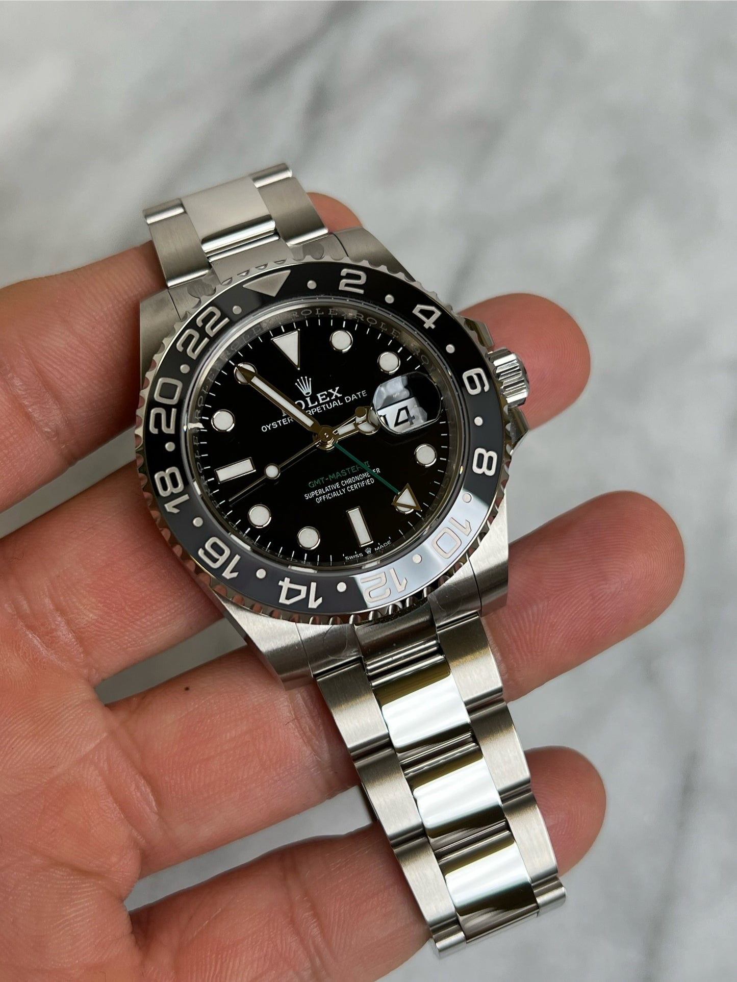 2025 126710GRNR Oyster Bruce Wayne New, Complete