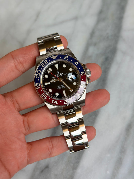 2021 126710BLRO Oyster Pepsi Like New Complete