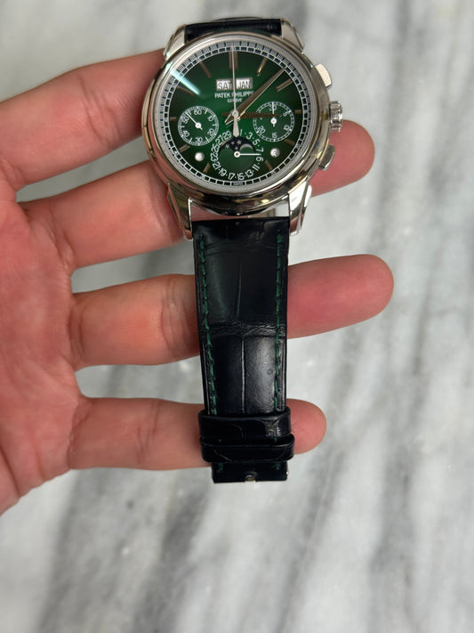 2022 5270P-014 Green Perpetual Calendar Preowned Complete