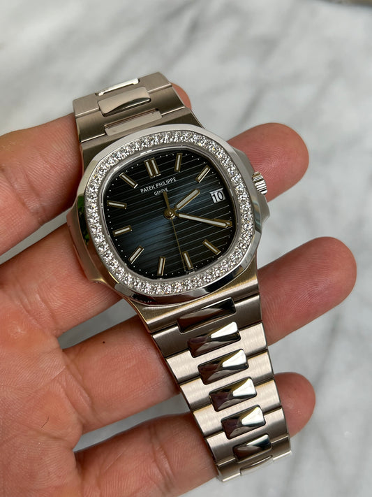 N/A 5713/1G WG Nautilus Preowned Watch Only