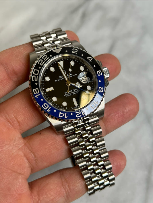 2025 126710BLNR Jubilee Batgirl New, Partial Stickers Complete