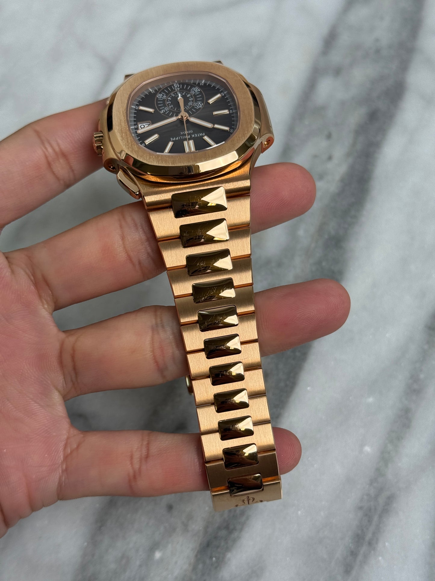 2022 5980/1R Nautilus, New Buckle Preowned Complete