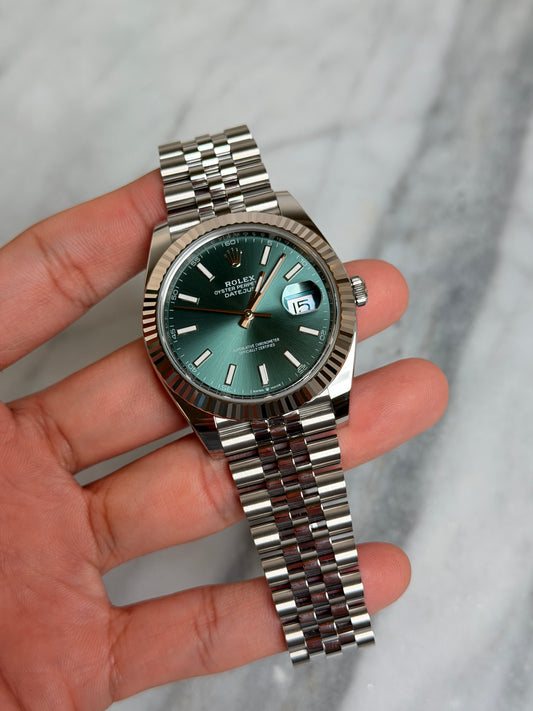 2025 126334 Jubilee Green Index Like New Complete