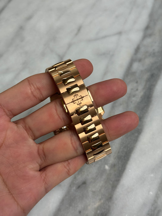 2022 5980/1R Nautilus, New Buckle Preowned Complete