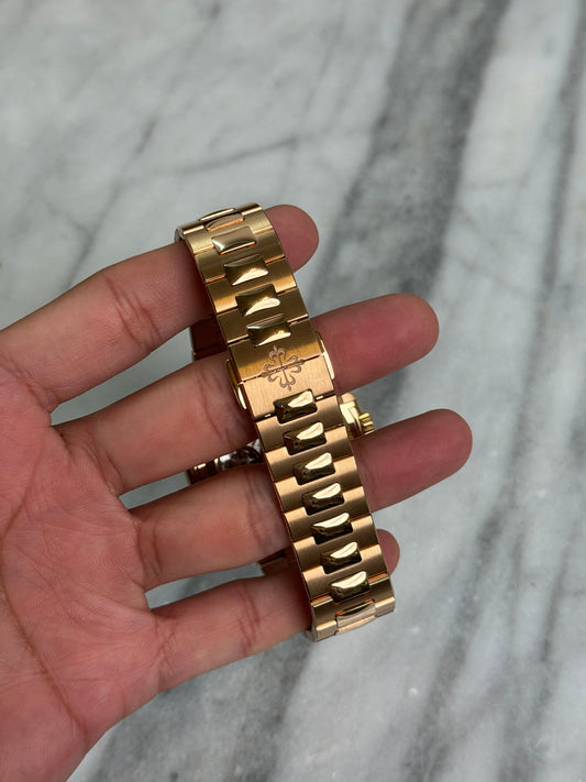 2021 5980/1R Nautilus Like New , New Buckle Complete