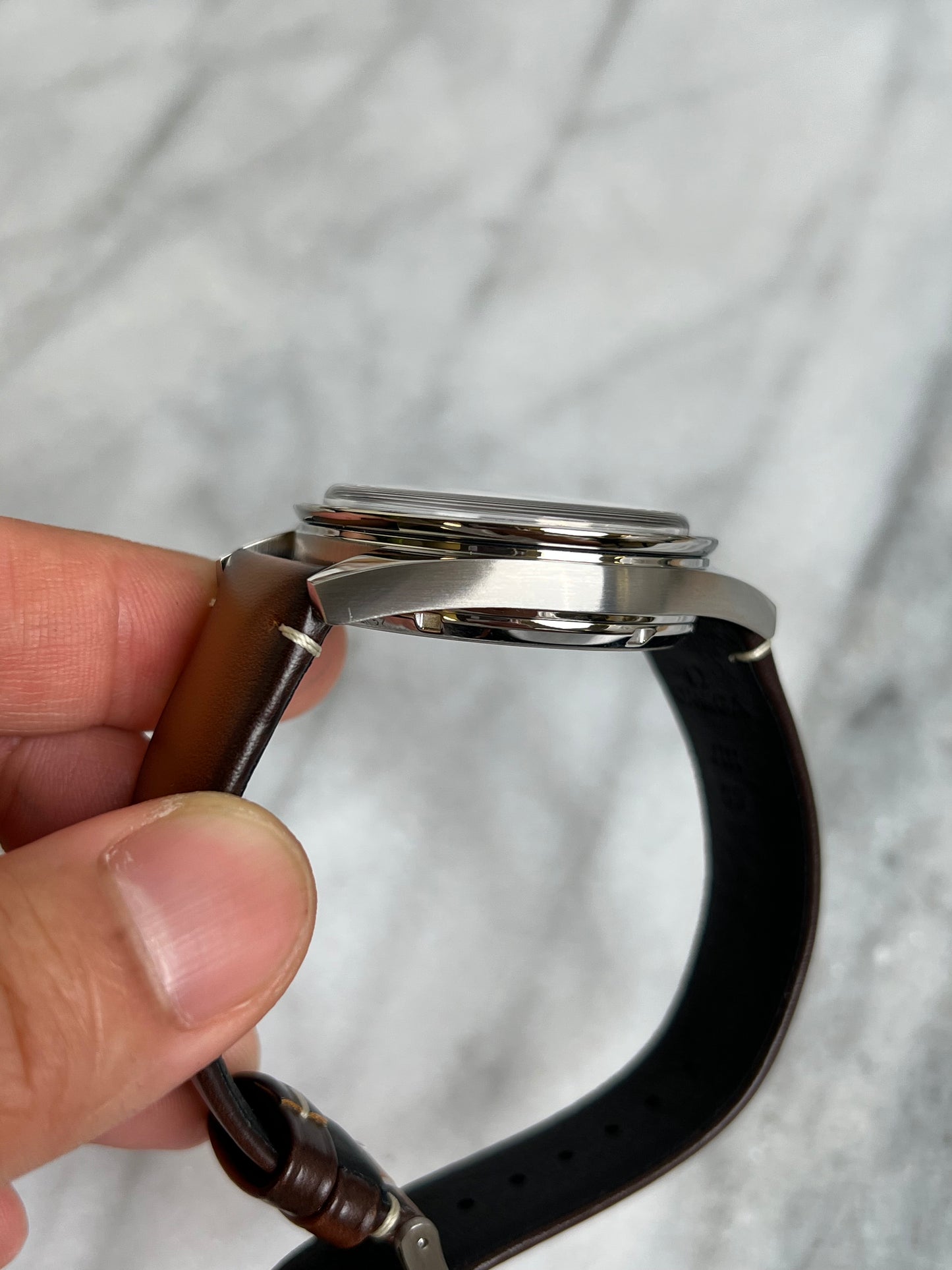 2025 33212415101001 Speedmaster SS Chronograph Black Dial on Brown Leather Strap New Complete