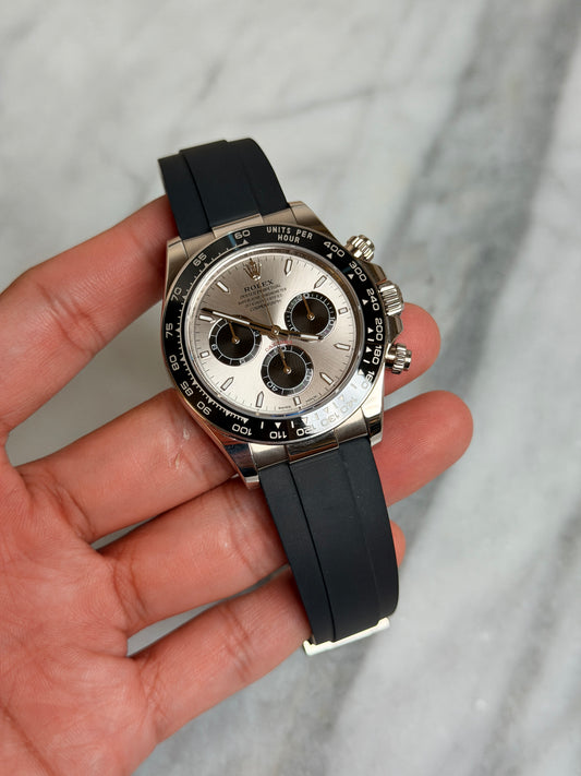 2024 126519LN Grey Preowned Complete