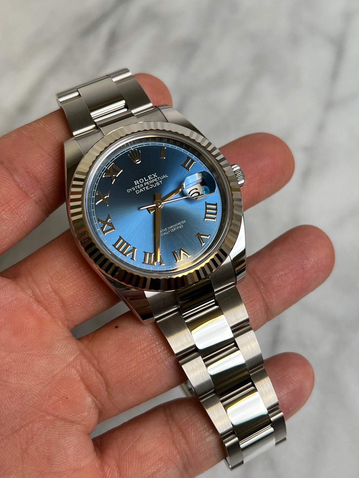 2025 126334 Oyster Blue Roman New Complete