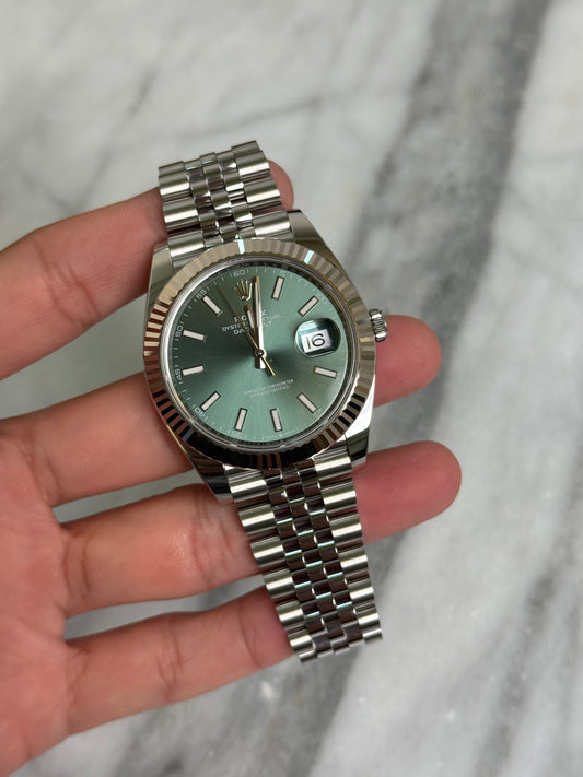 2025 126334 Jubilee Green Index Like New Complete