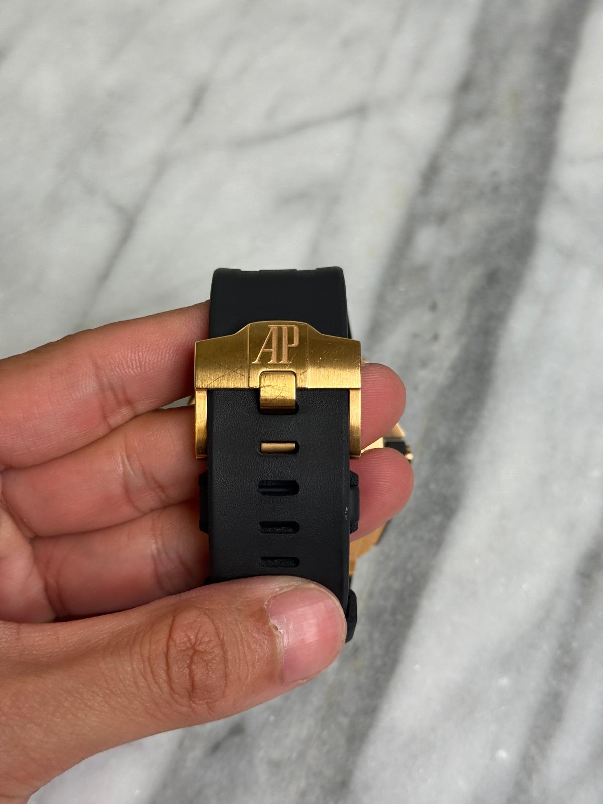 2018 26401RO New Dial Preowned, Crystal Scratch at 12 Complete (Card Style Warranty)