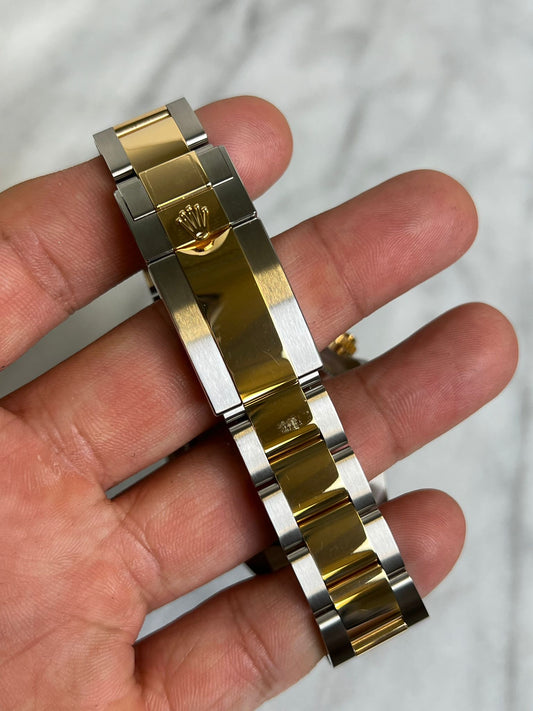 2025 126503 Champ New Complete