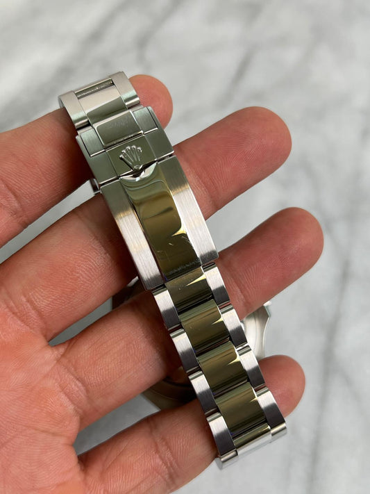 2021 126622 Rhodium Preowned Complete