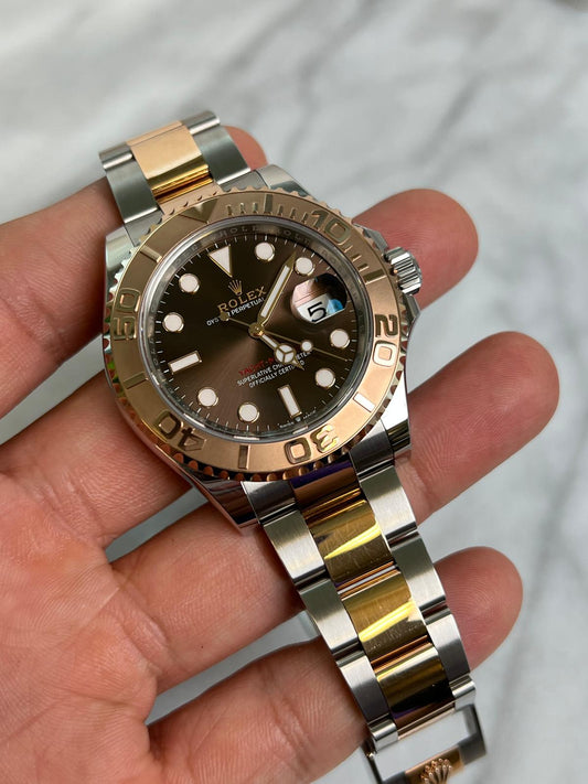 2024 126621 Choco Preowned Complete