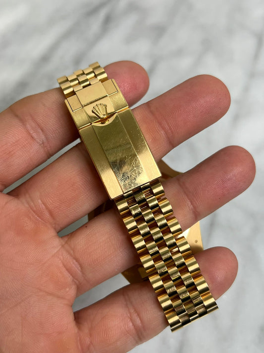 2024 126718GRNR GMT Preowned Complete