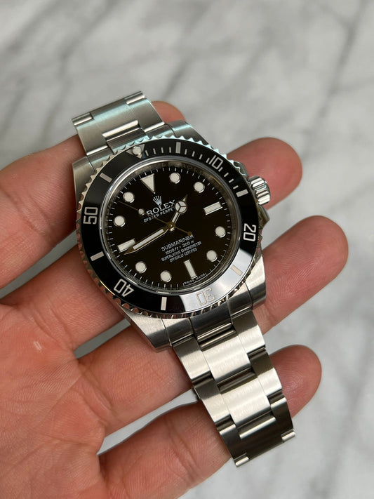 114060 Submariner No date -2 links used watch only