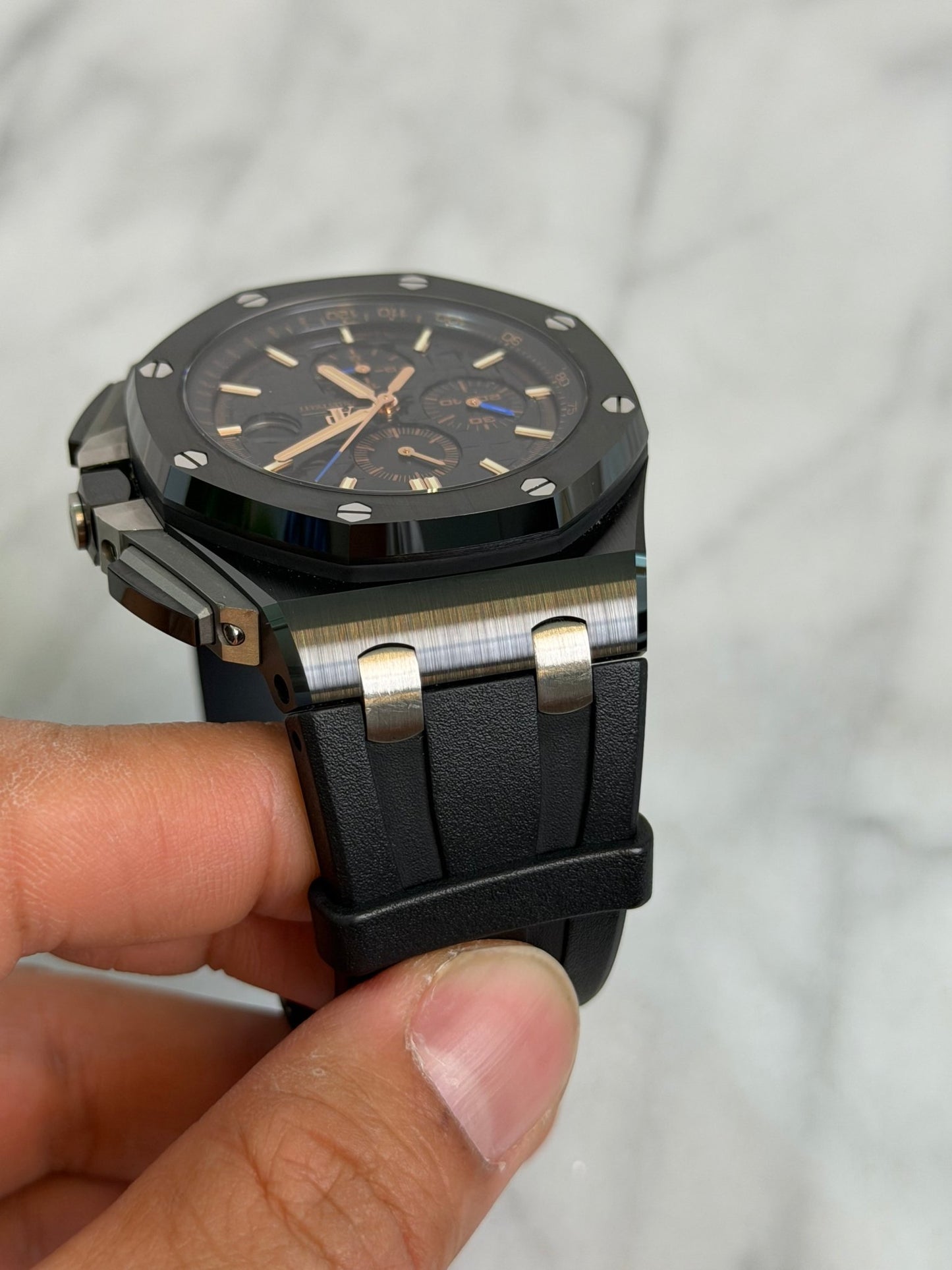 AP 2017 26405CE.OO.A002CA.02 Black Ceramic Offshore Preowned Complete 14820