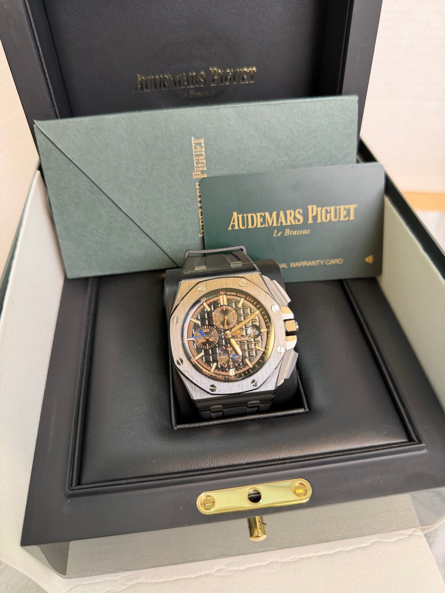 AP 2017 26405CE.OO.A002CA.02 Black Ceramic Offshore Preowned Complete 14820