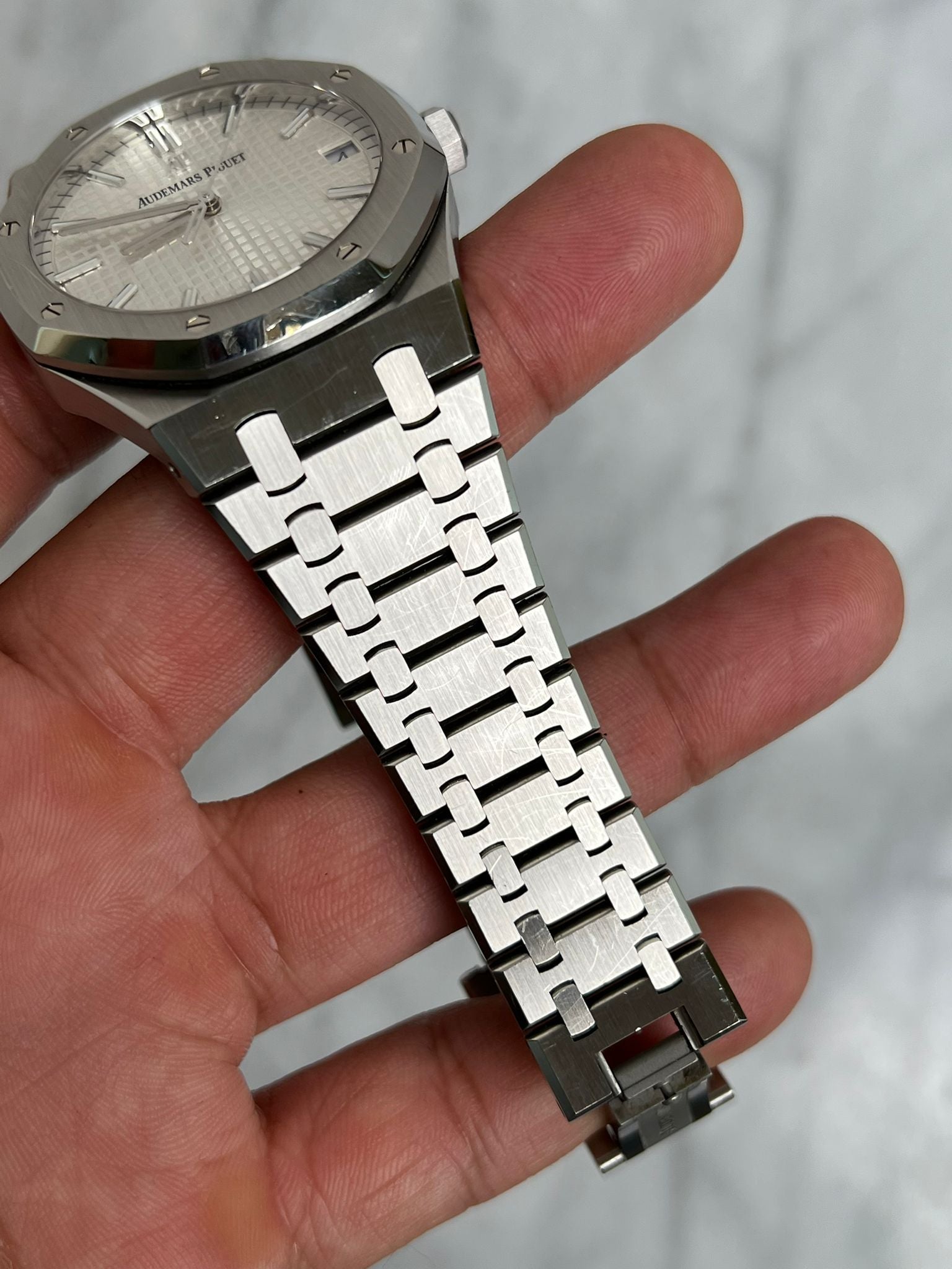 AP 2021 15500ST White Preowned Complete 11914