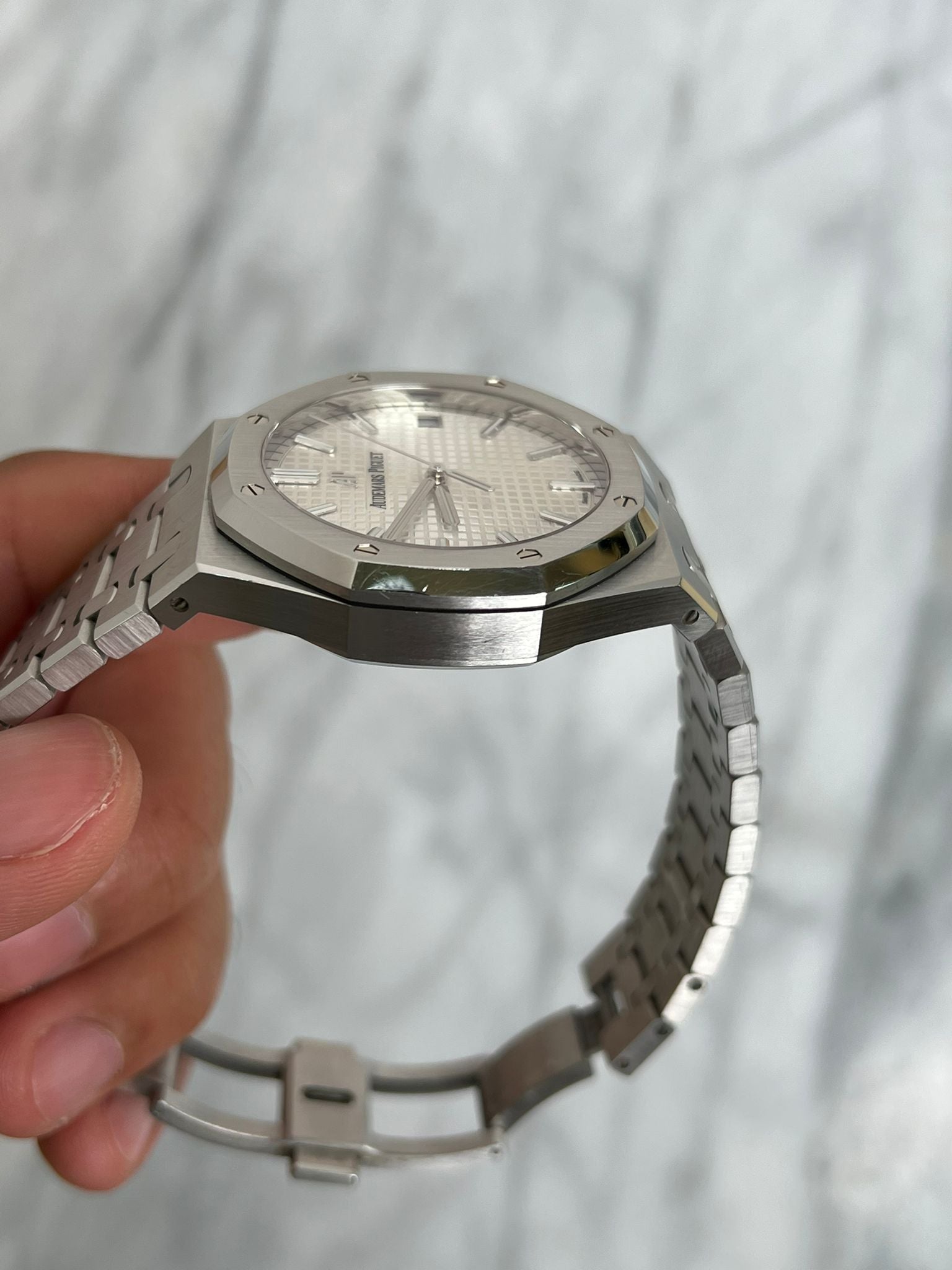 AP 2021 15500ST White Preowned Complete 11914