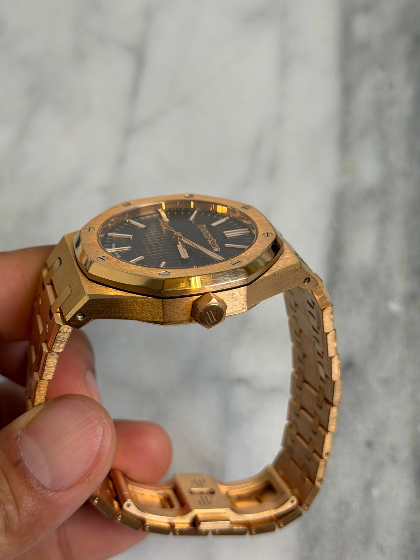 AP 2022 15510OR Blue on Bracelet, 50th Preowned Complete 14603