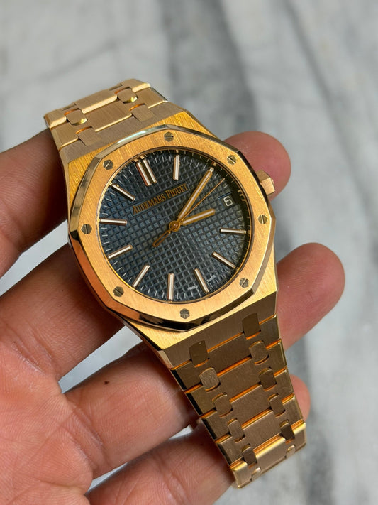 AP 2022 15510OR Blue on Bracelet, 50th Preowned Complete 14603