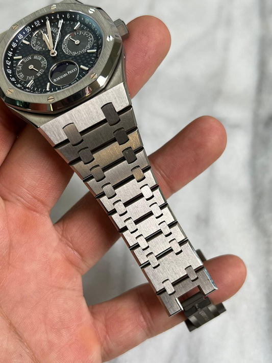 AP 26574ti Perpetual Calendar preowned watch only 1977