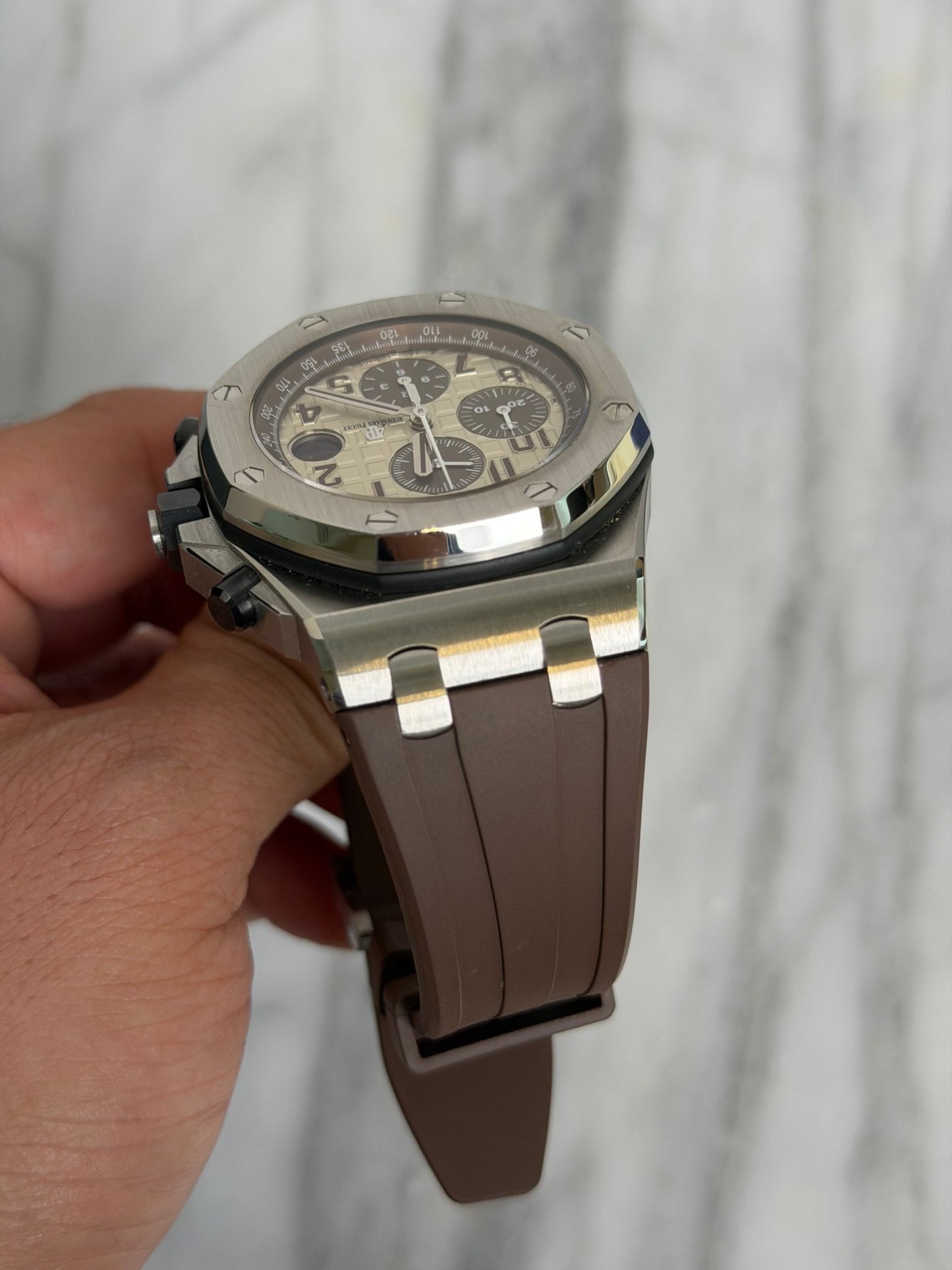 AP N/A 26470ST Safari Preowned and Polished Watch/Box/Photocopy of Warranty Only 14375