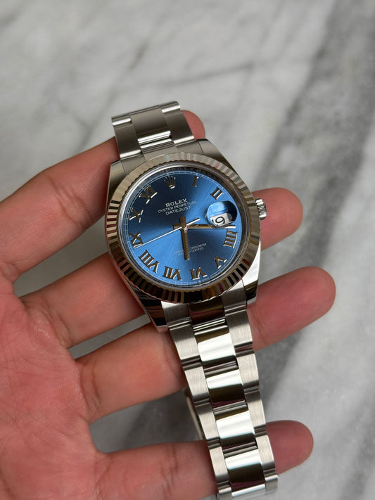 2025 126334 Oyster Blue Roman Like New Complete