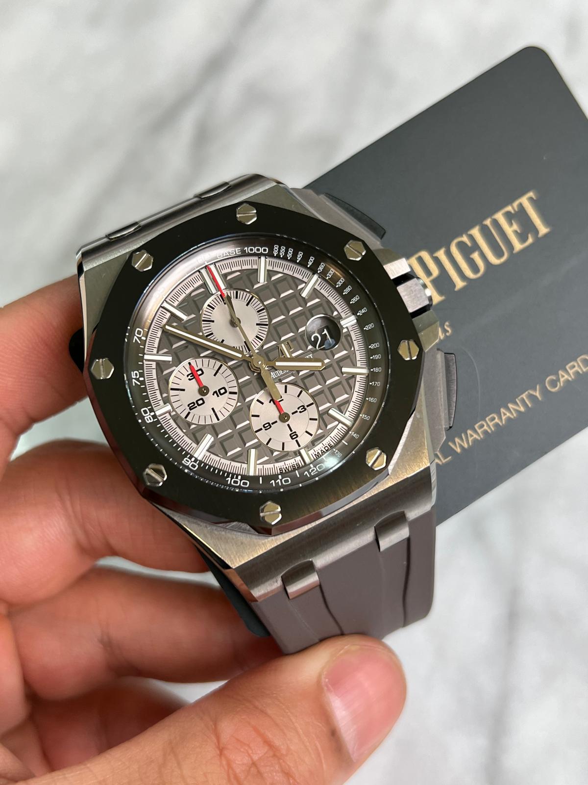 2017 26400IO Grey Titanium Preowned Good Complete