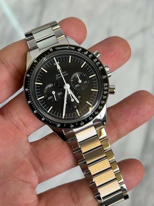 Omega 2023 311.30.40.30 Speedmaster Ed White Like New Complete 13653