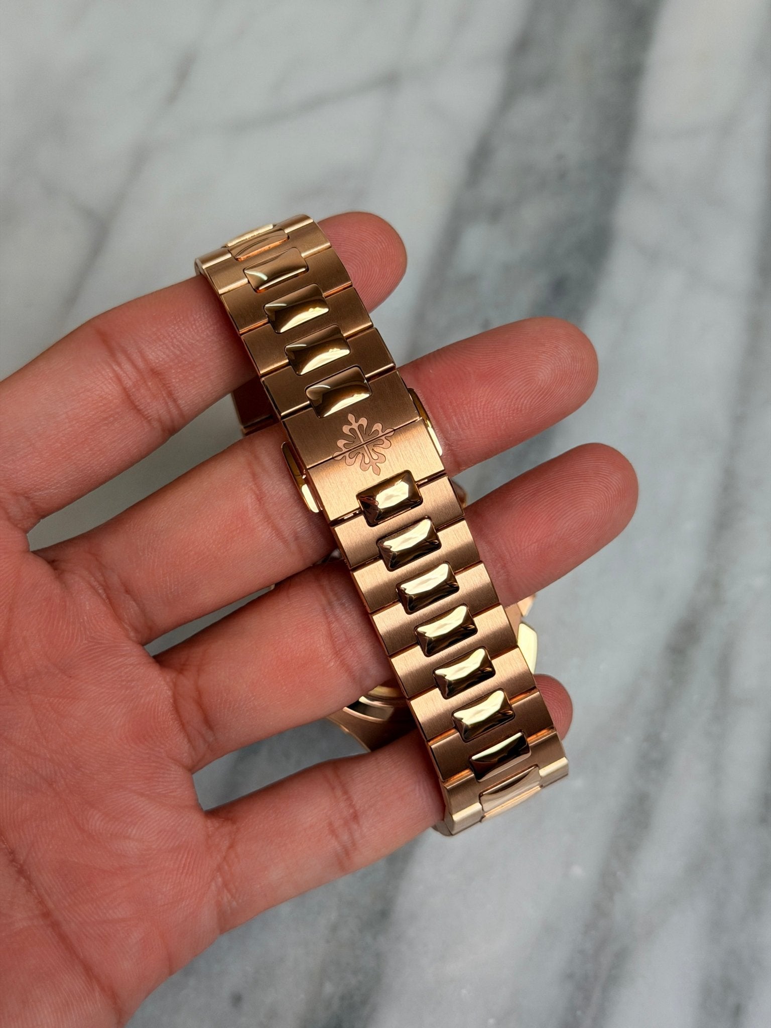 Patek 2023 5980/1R Nautilus Like New, New Buckle Complete 13281