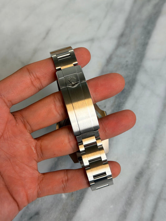 Rolex 2015 116610LV Hulk Preowned Complete 14564