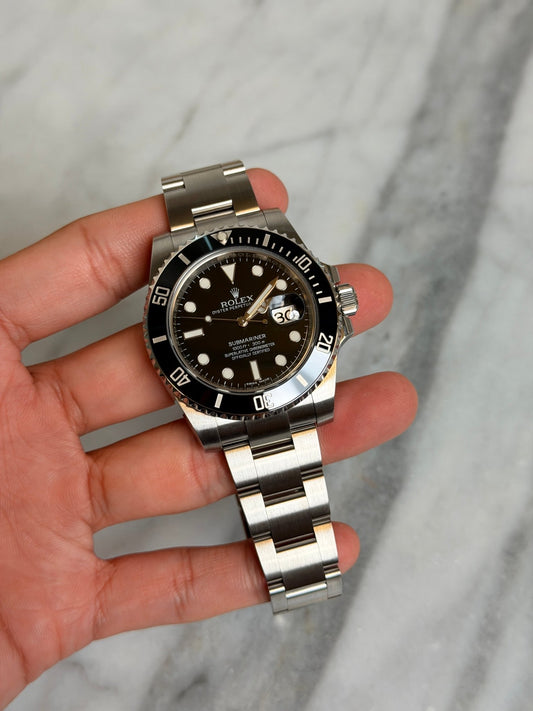 Rolex 2016 116610LN Sub Date Preowned Good Complete 14727