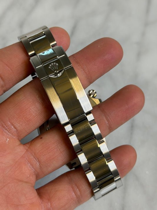 Rolex 2022 116500LN Panda Preowned and Polished Complete 14831