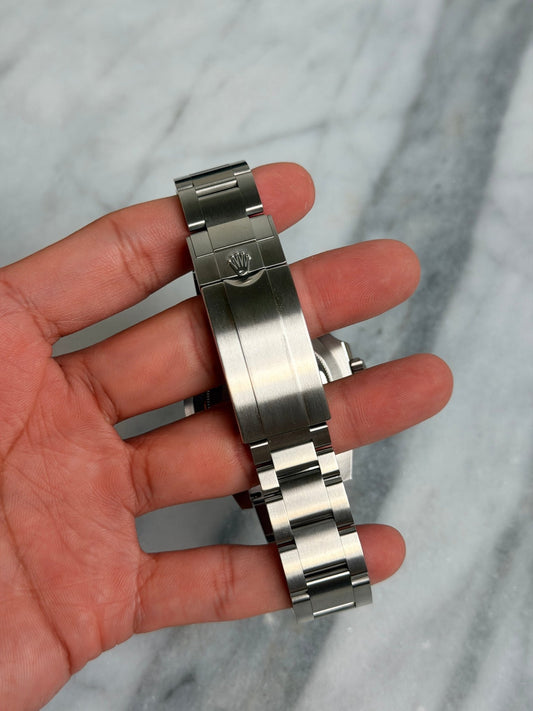 Rolex 2022 126610LN Sub Date Preowned Good Complete 14647