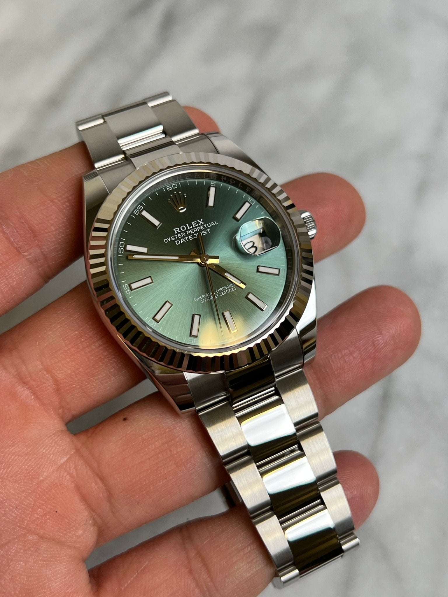 Rolex 2025 126334 Oyster Green Index New Complete 13784