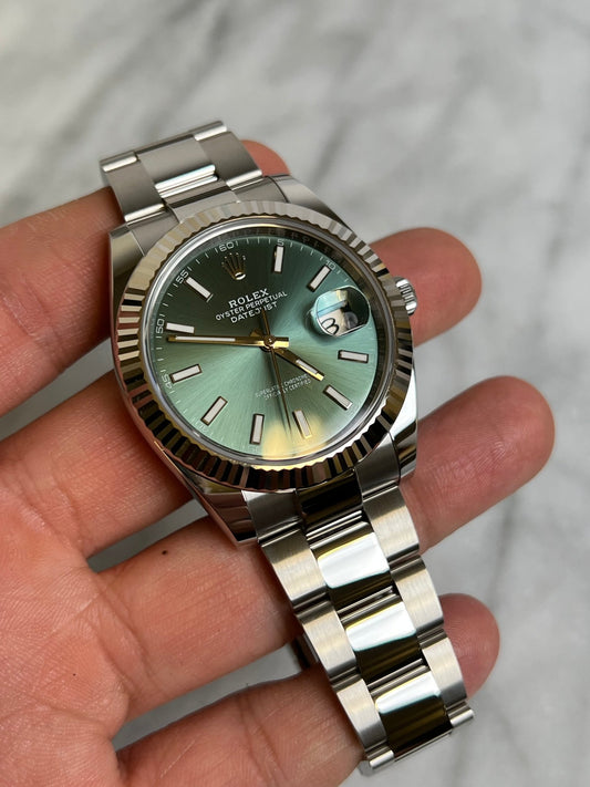 Rolex 2025 126334 Oyster Green Index New Complete 13784