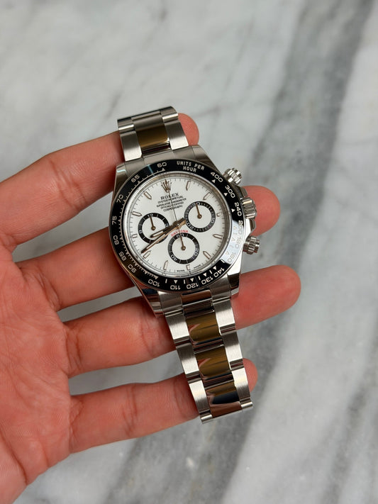 Rolex 2025 126500LN Panda Preowned Good Complete 14645