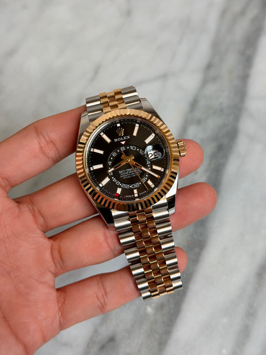 Rolex 2025 336933 Jubilee Black Index Preowned Complete 14752