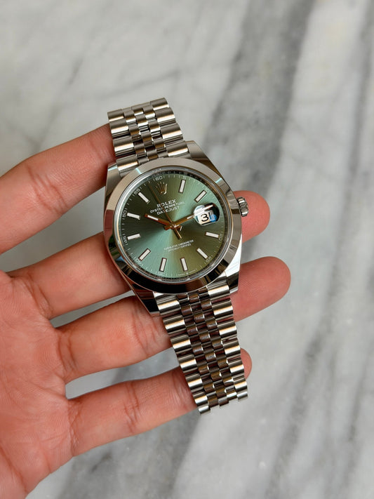 Rolex 2026 126300 Jubilee Green Index New Complete 14749
